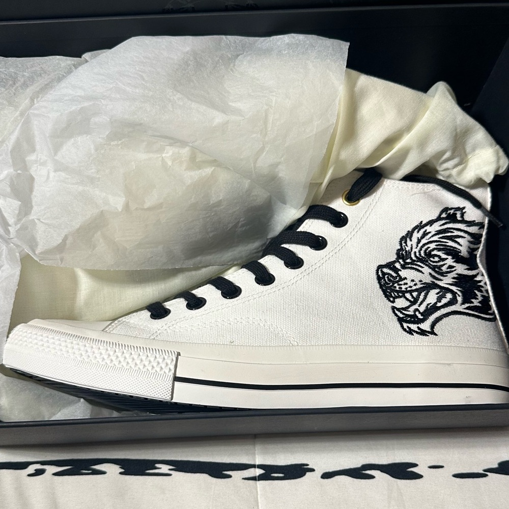 Darc Sport White High-Top Canvas Sneaker with Black Details